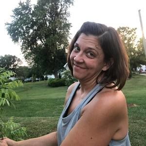 Meet your Posher, Juanita